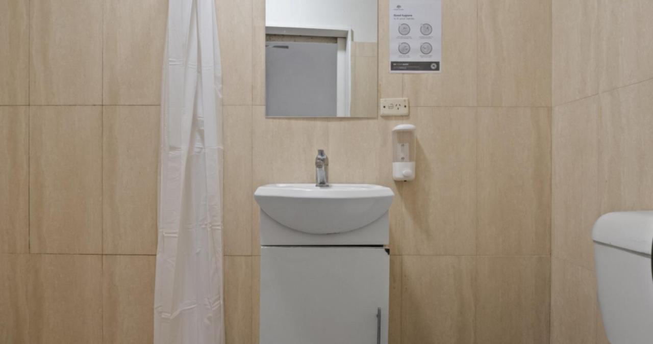 Hotel 64 Сідней Екстер'єр фото